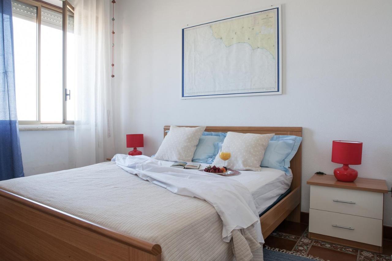 Vila Casa Al Mare Con Splendida Vista Sul Mare Petrosino Exteriér fotografie